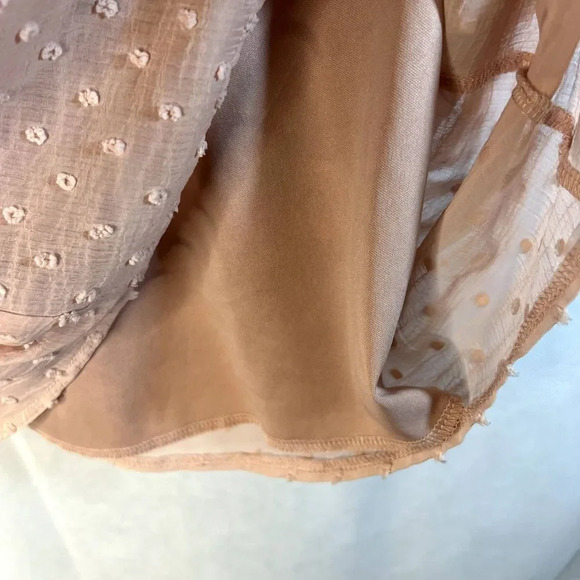 Luna Rae 1/2 Sleeve Tufted Tie Neck Pink Blouse Size Large - Picture 8 of 12